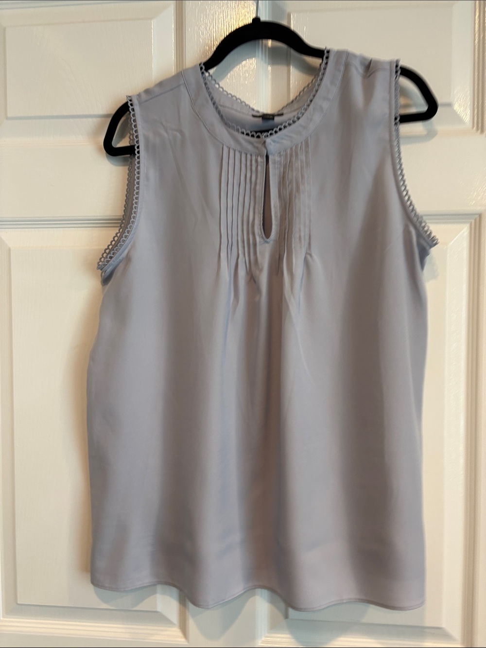 Ann Taylor Sleeveless Gray-Pale Blue Pintuck Sleeveless Blouse